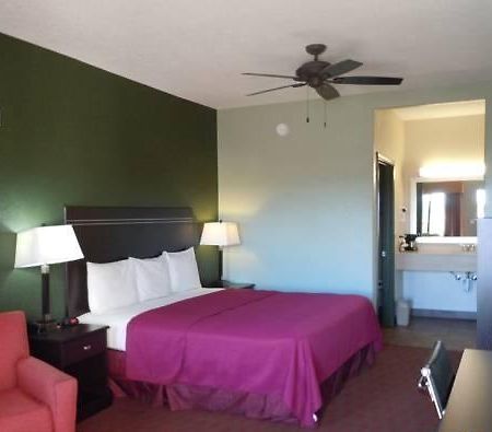 Stockdale Inn And Suites المظهر الخارجي الصورة